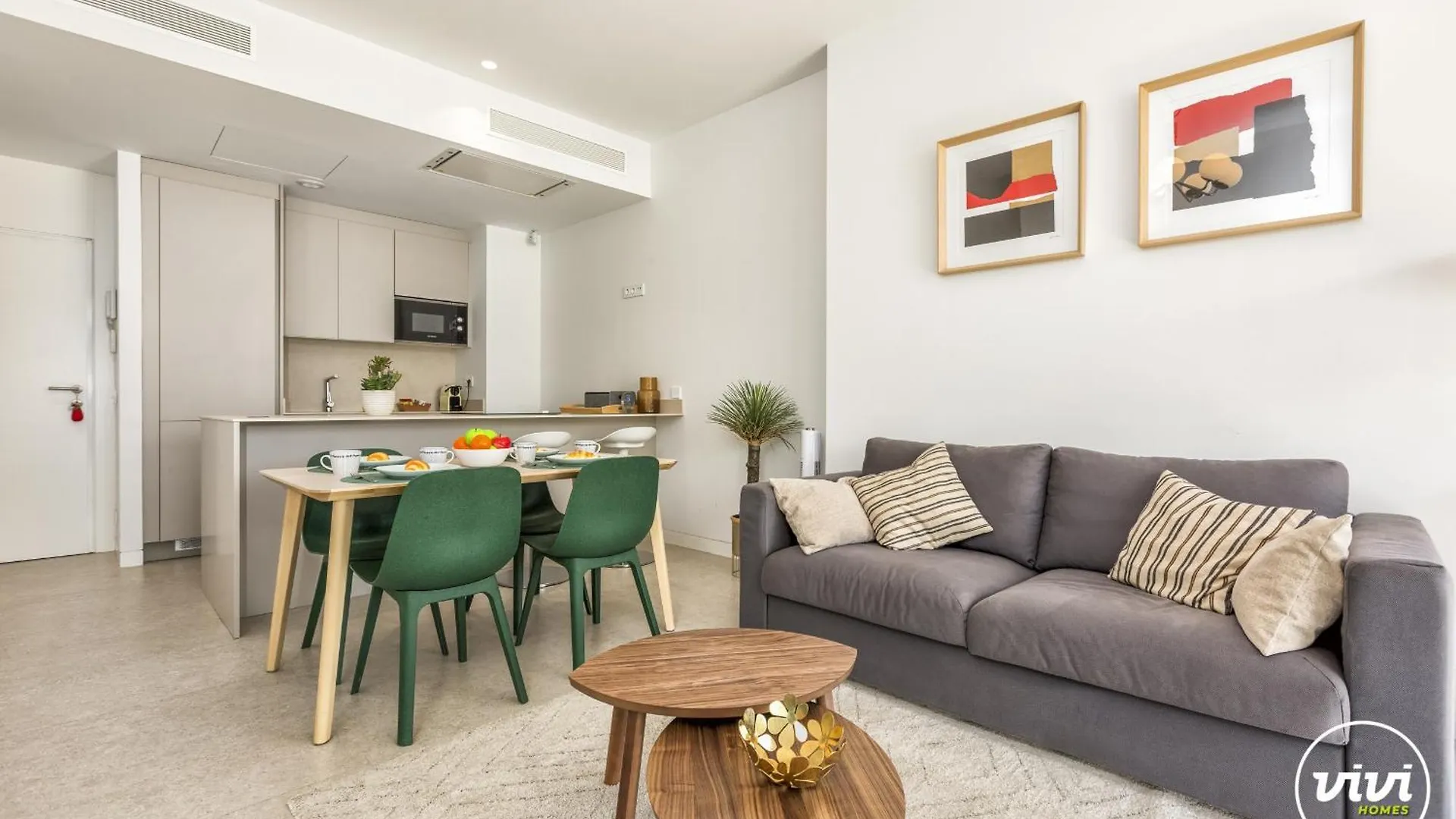 Vivi Homes - Galatea Pool, Gym, Sauna & Beach Torremolinos 0*,  Spain